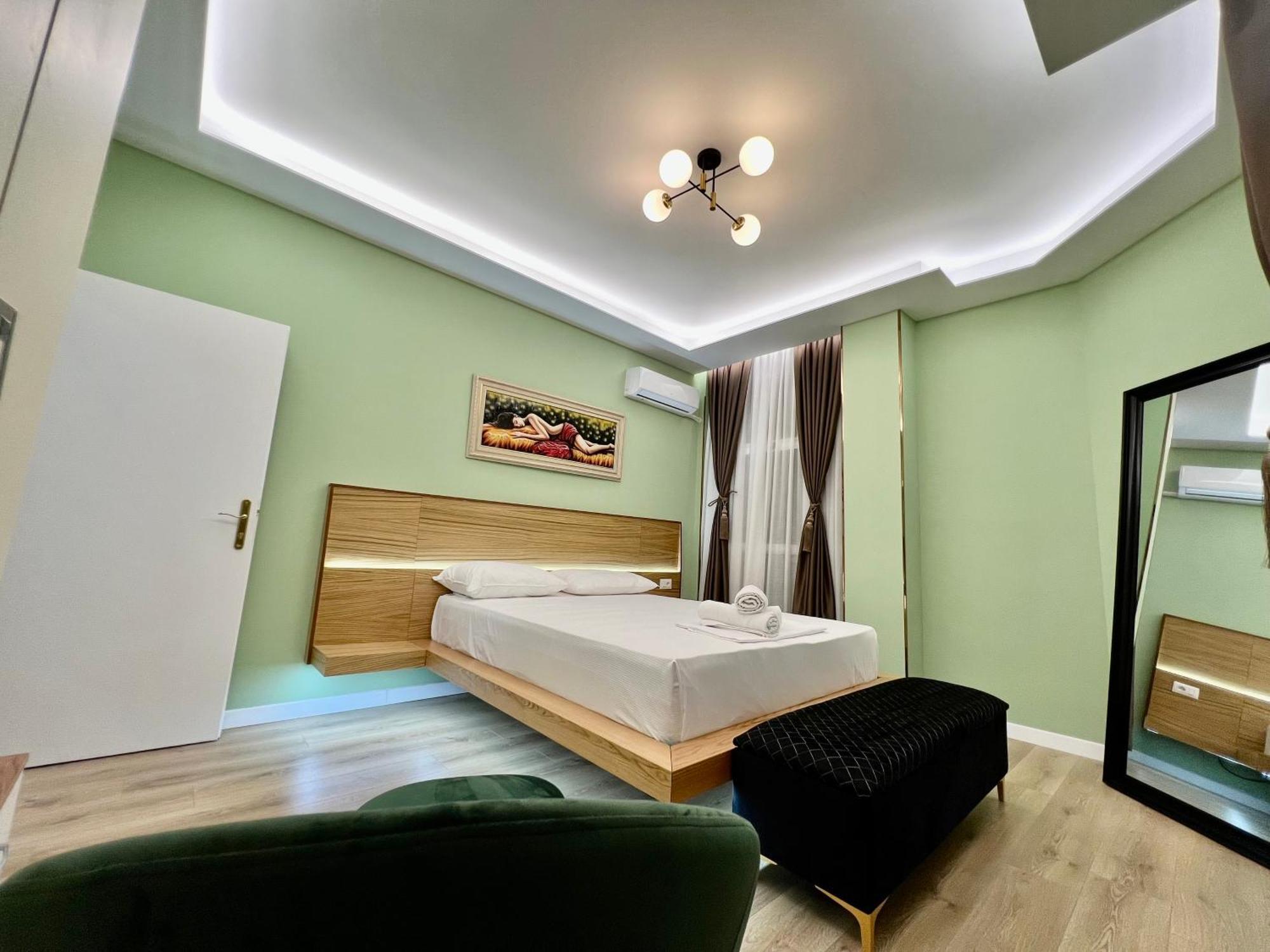 Spiranca Luxury Suites Тирана Екстер'єр фото