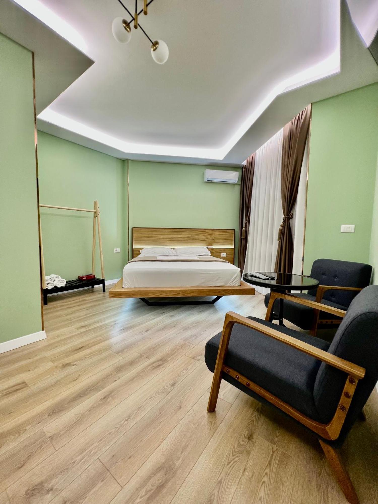 Spiranca Luxury Suites Тирана Екстер'єр фото