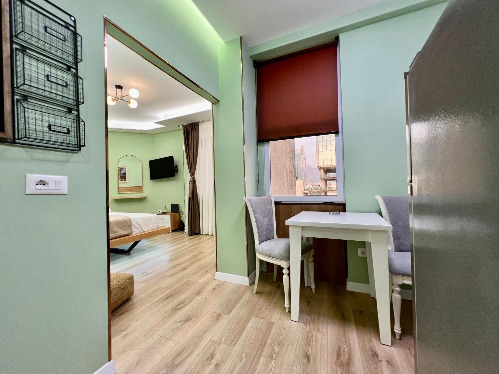 Spiranca Luxury Suites Тирана Екстер'єр фото