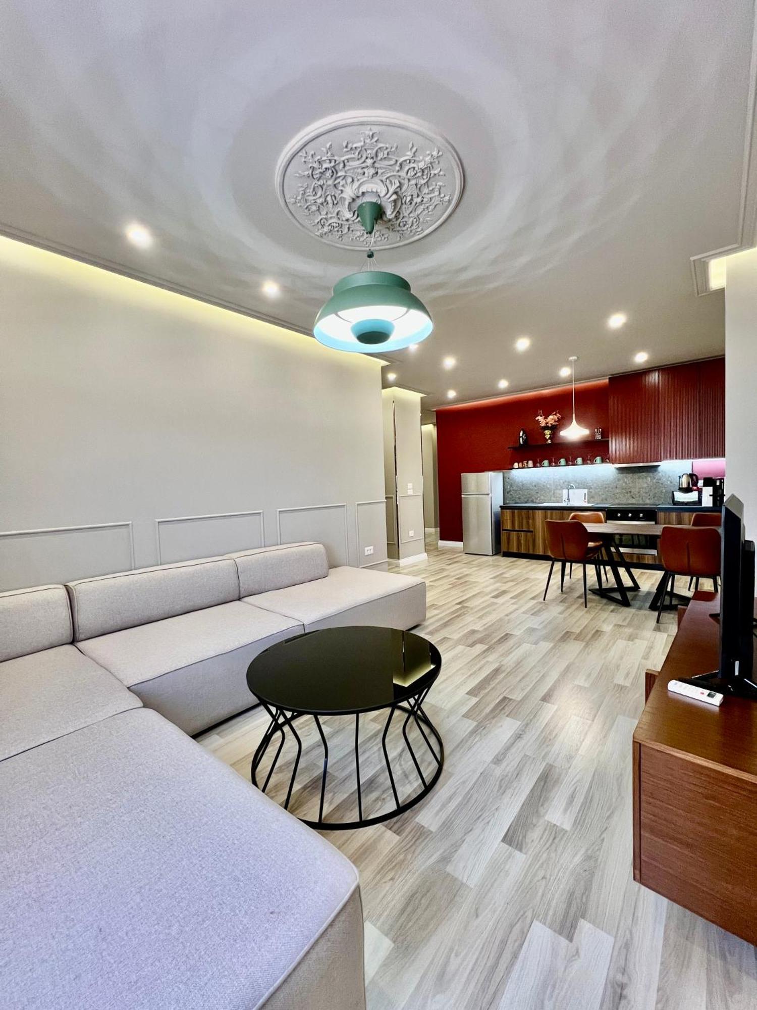 Spiranca Luxury Suites Тирана Екстер'єр фото