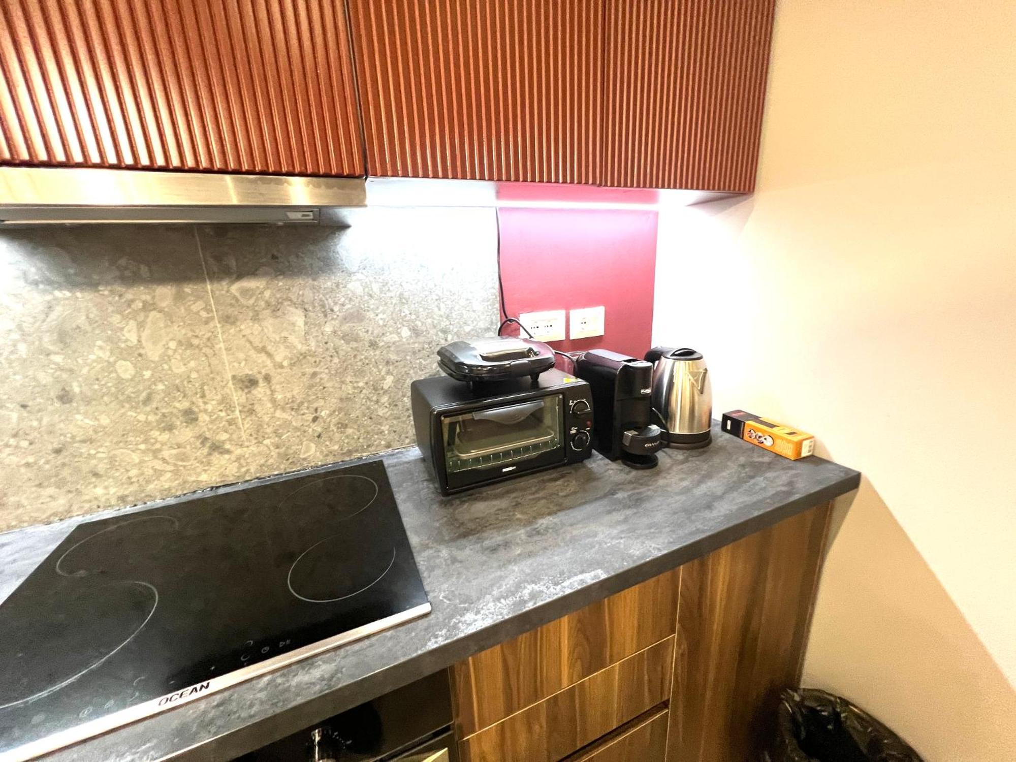 Spiranca Luxury Suites Тирана Екстер'єр фото