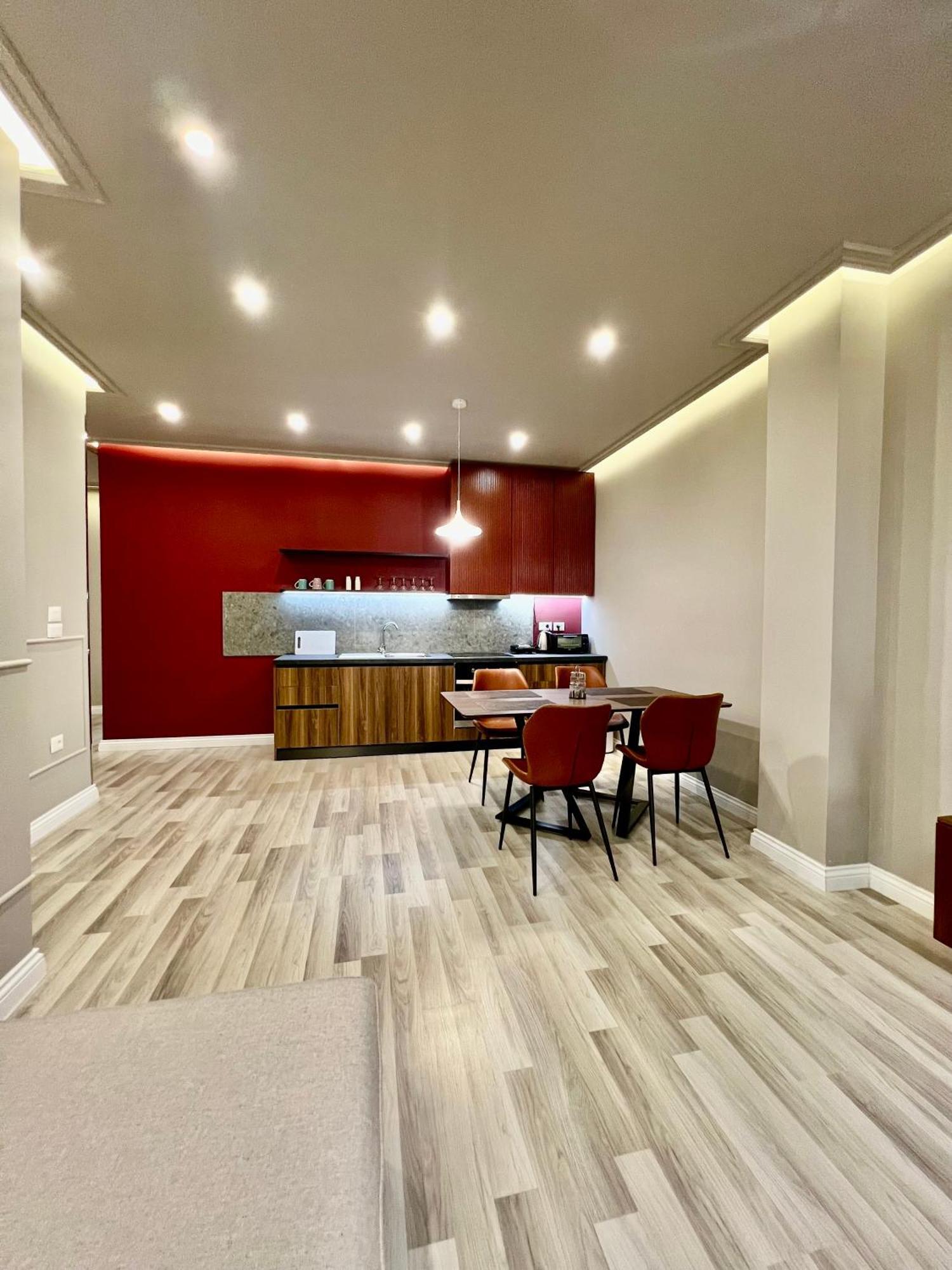 Spiranca Luxury Suites Тирана Номер фото
