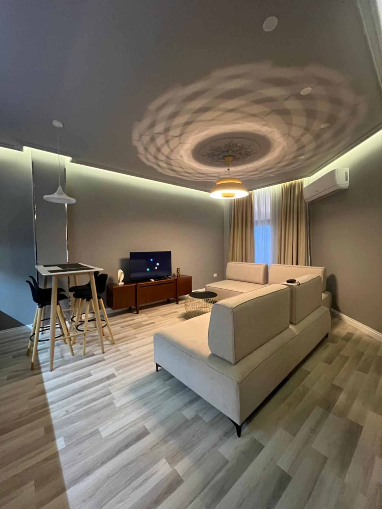 Spiranca Luxury Suites Тирана Екстер'єр фото