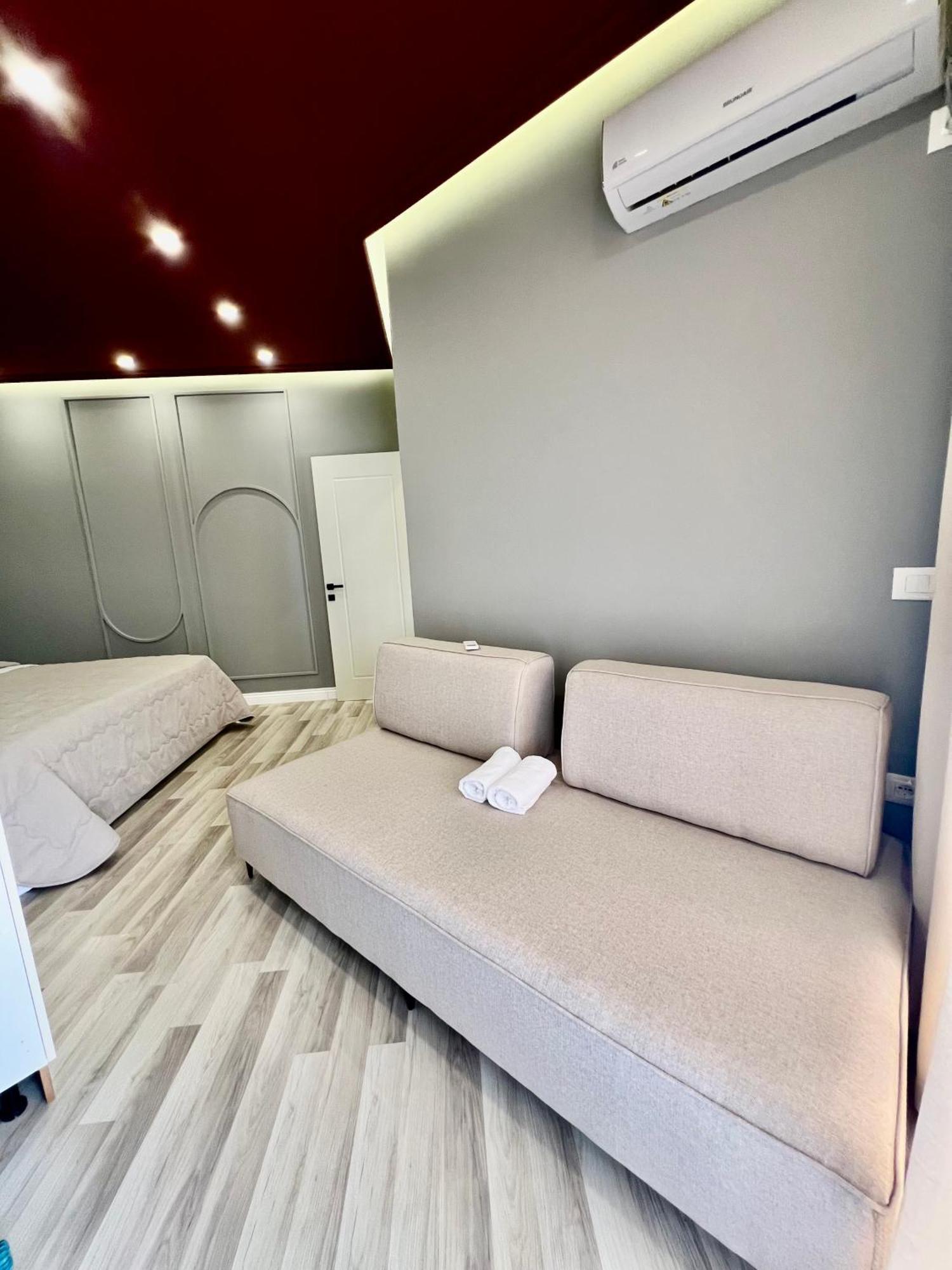 Spiranca Luxury Suites Тирана Номер фото